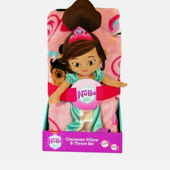 Nickelodeon ~ "Nella The Princess Knight" ~ Throw & Pillow Set - Picture 7 of 12